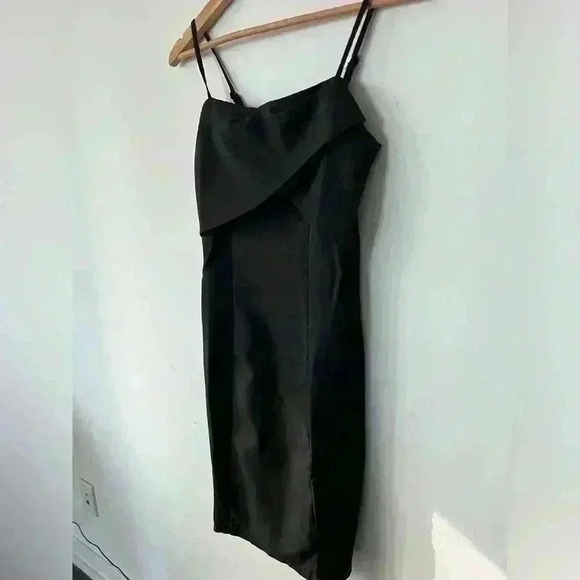 NWT Atmos & Here Women’s Erin Strapped Wrap Bust Romantic Feminine Dress 6 Small - Picture 4 of 15